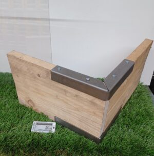 ANGLE CARRE DE JARDIN